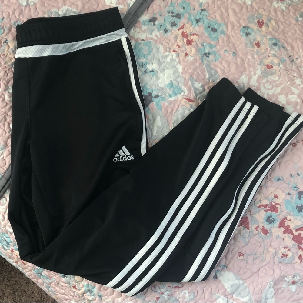 Adidas Classic 3 Stripe | Black & White